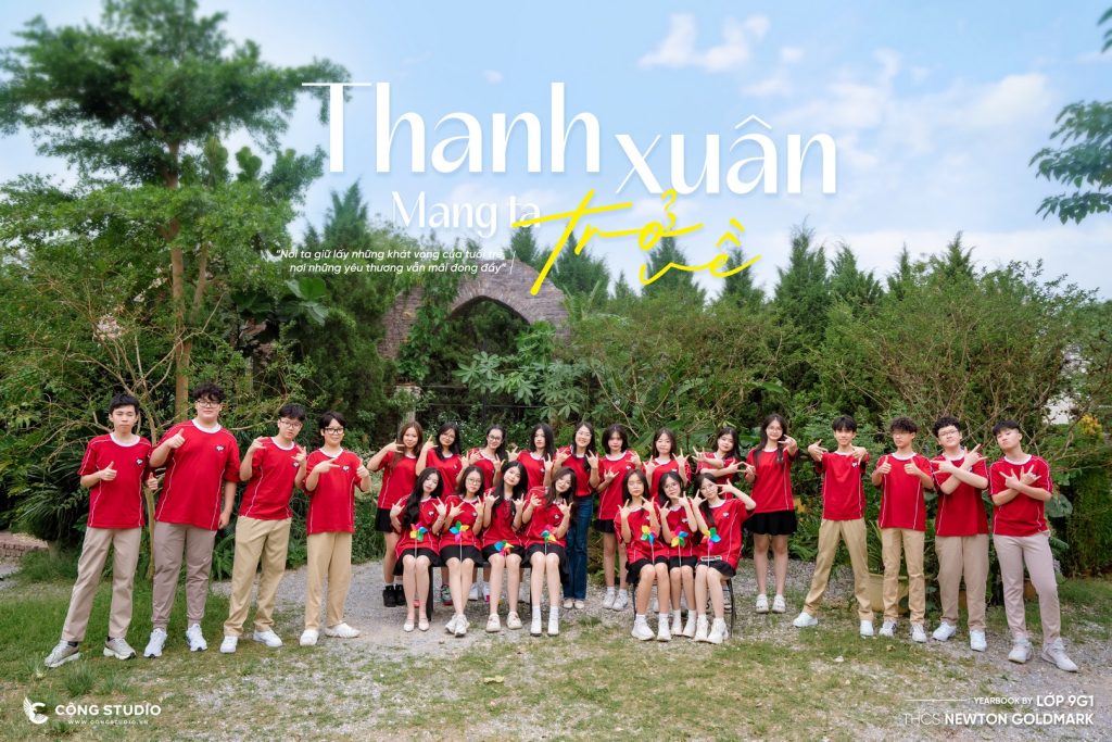 Chụp ảnh kỷ yếu tại Santorini concept đồng phục lớp