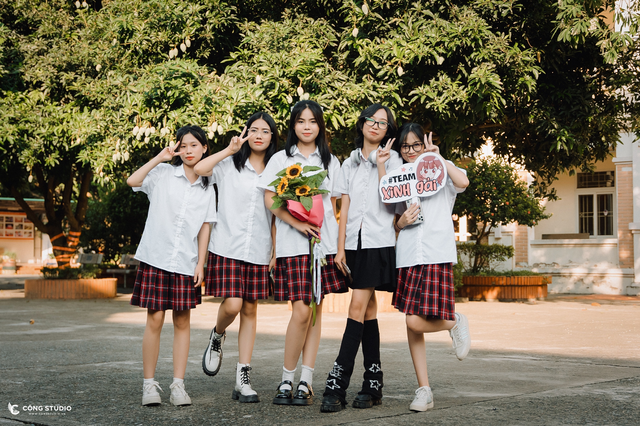 Chụp ảnh kỷ yếu đẹp, chất lượng, uy tín (16)