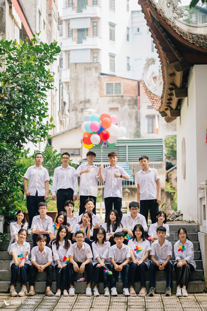 Chụp ảnh kỷ yếu tại Hà Nội lớp 9A1 THCS Mạc Đĩnh Chi (10)