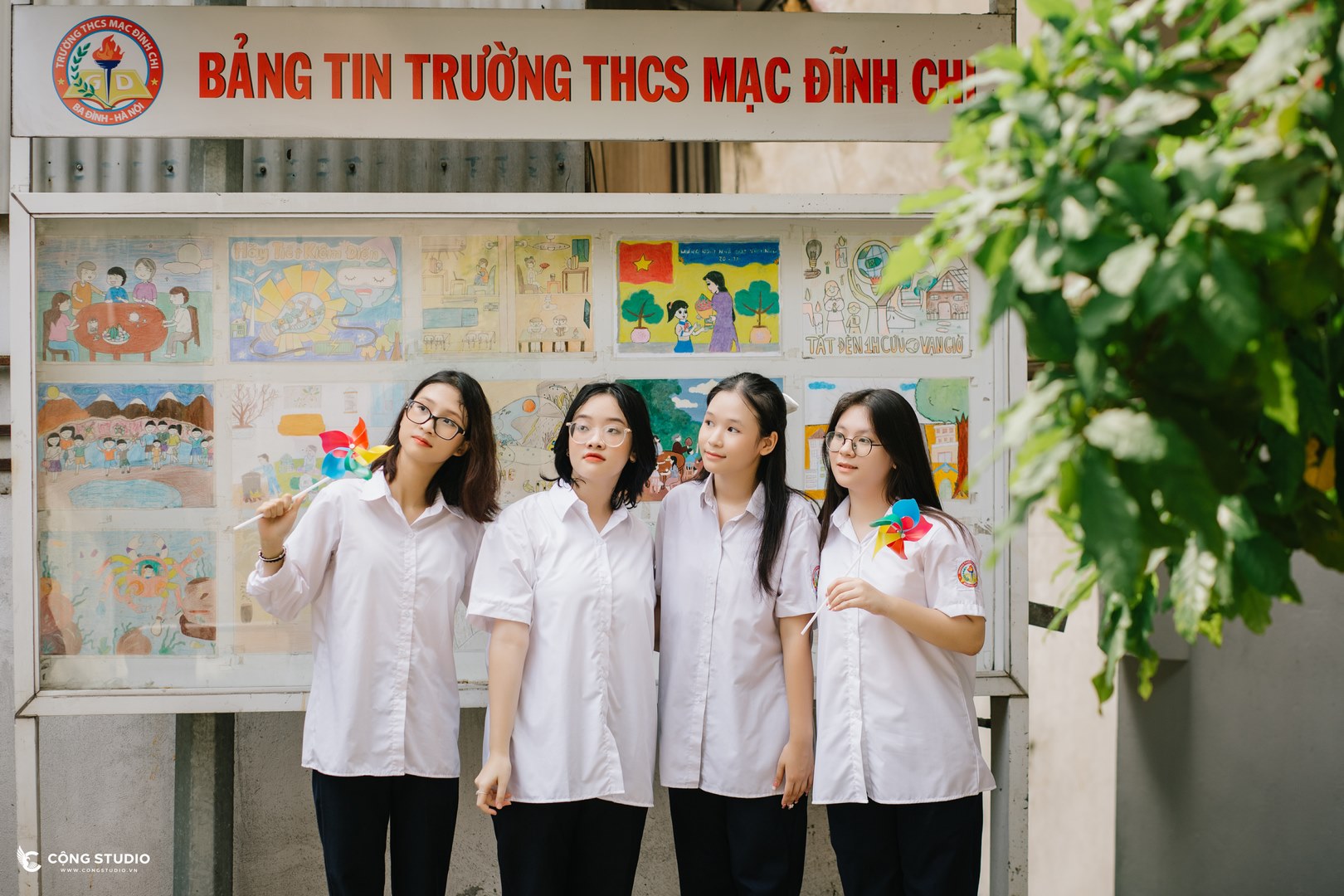 Chụp ảnh kỷ yếu tại Hà Nội lớp 9A1 THCS Mạc Đĩnh Chi (21)