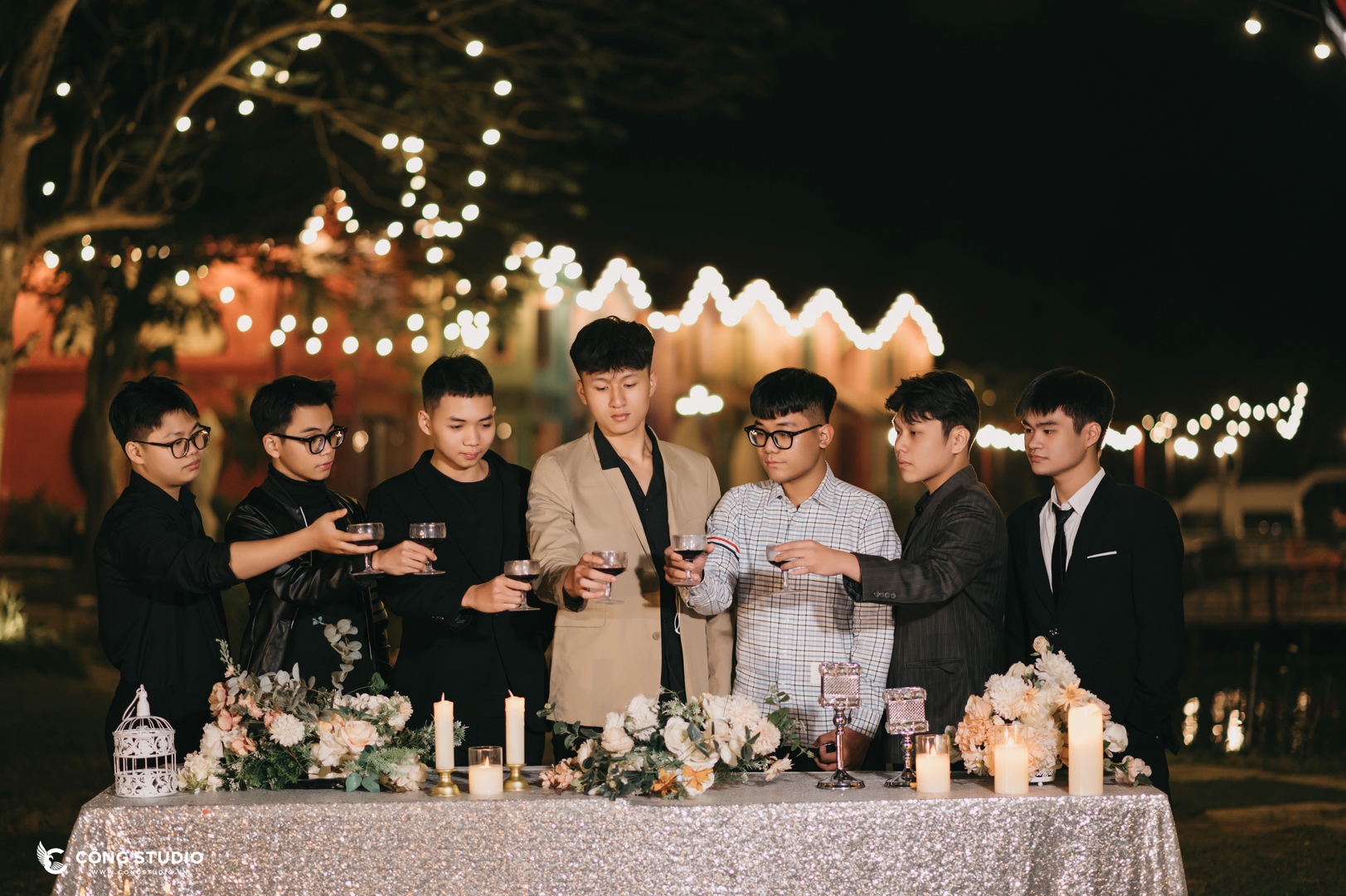 chụp ảnh kỷ yếu cấp 3 đẹp, độc đáo, uy tín, giá rẻ (24)