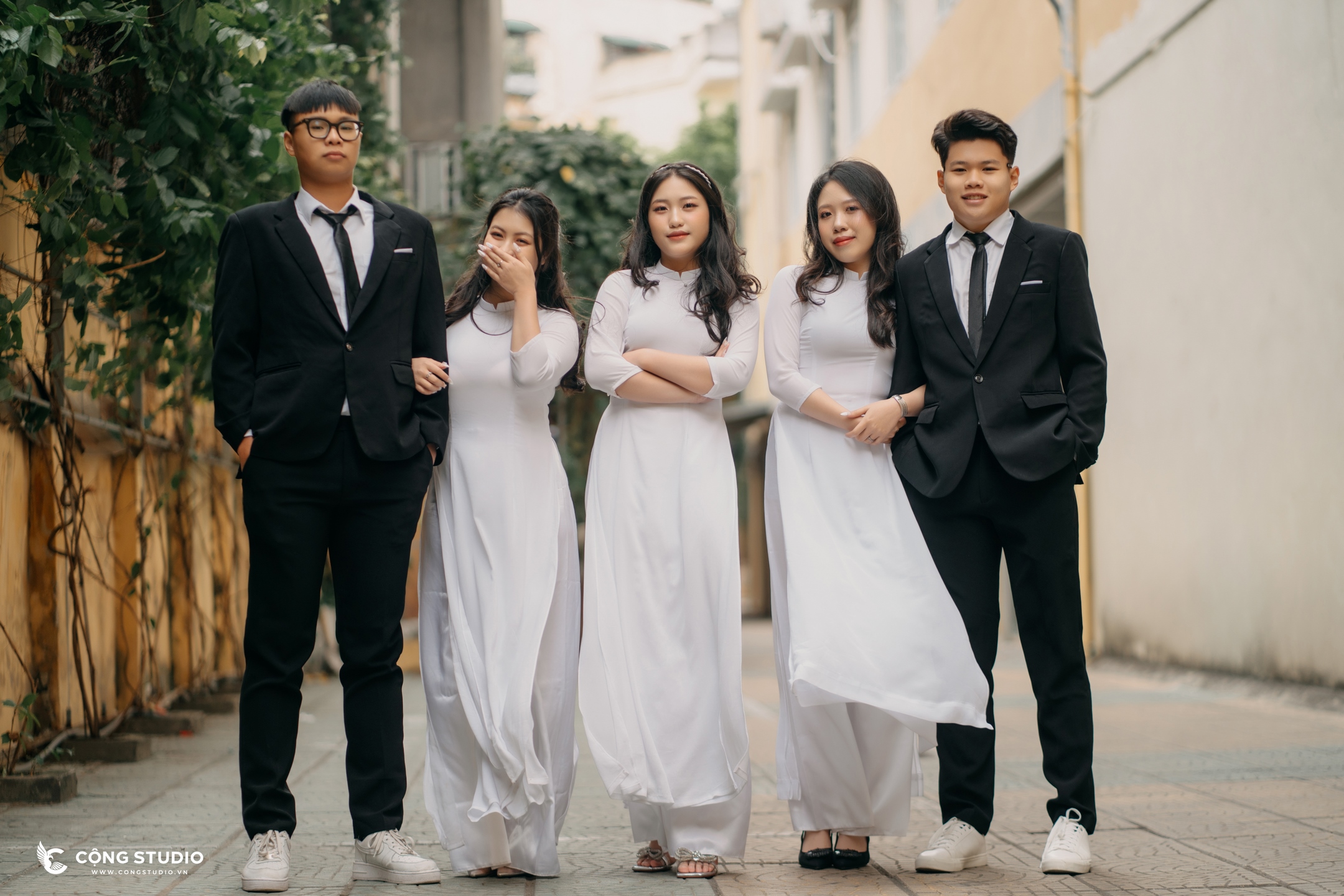 chụp ảnh kỷ yếu lớp 12 đẹp, uy tín, giá rẻ (18) (Copy)