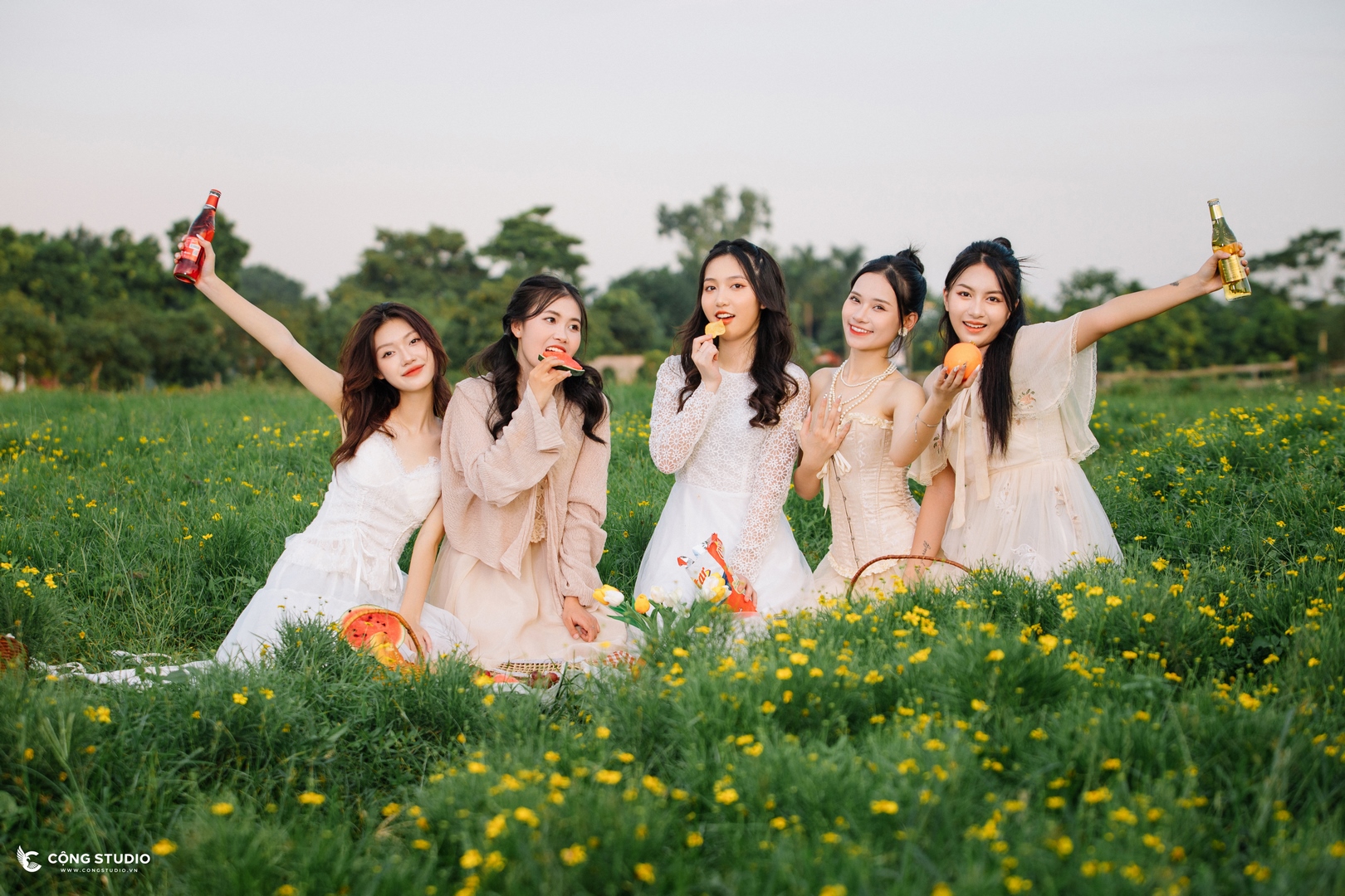 CHỤP ẢNH KỶ YẾU TẠI LÀO CAI CONCEPT SWEET PICNIC ĐẸP, GIÁ RẺ, UY TÍN (28)