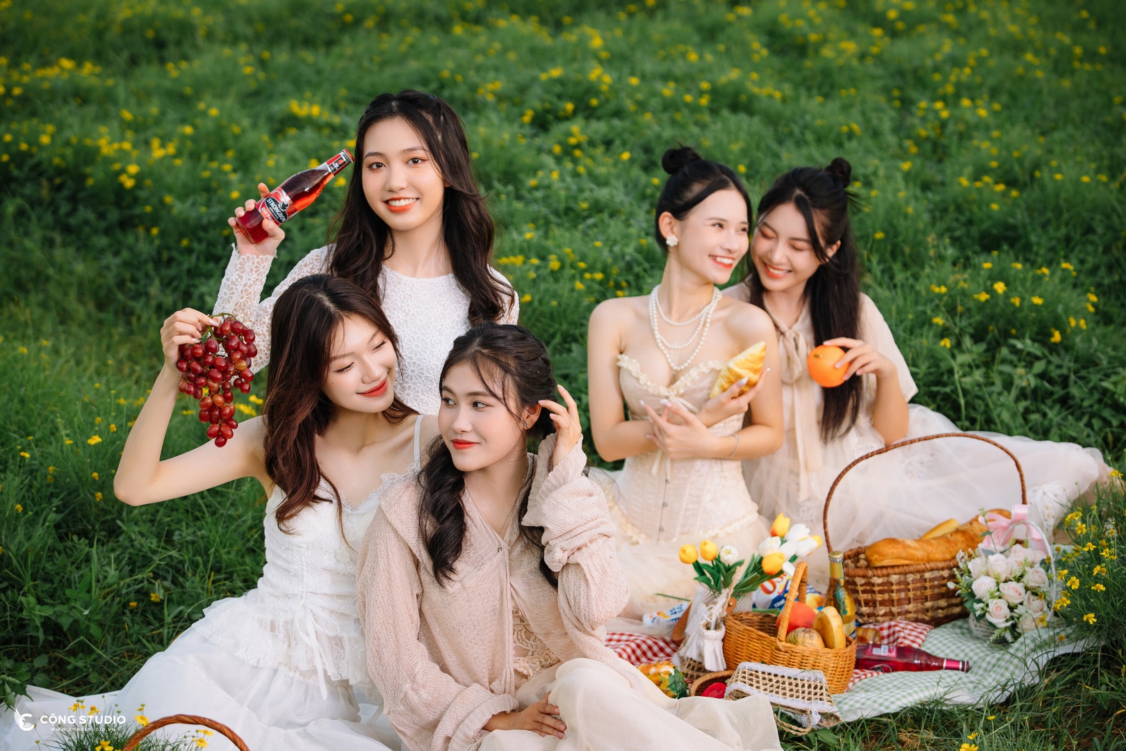 CHỤP ẢNH KỶ YẾU TẠI LÀO CAI CONCEPT SWEET PICNIC ĐẸP, GIÁ RẺ, UY TÍN (30)