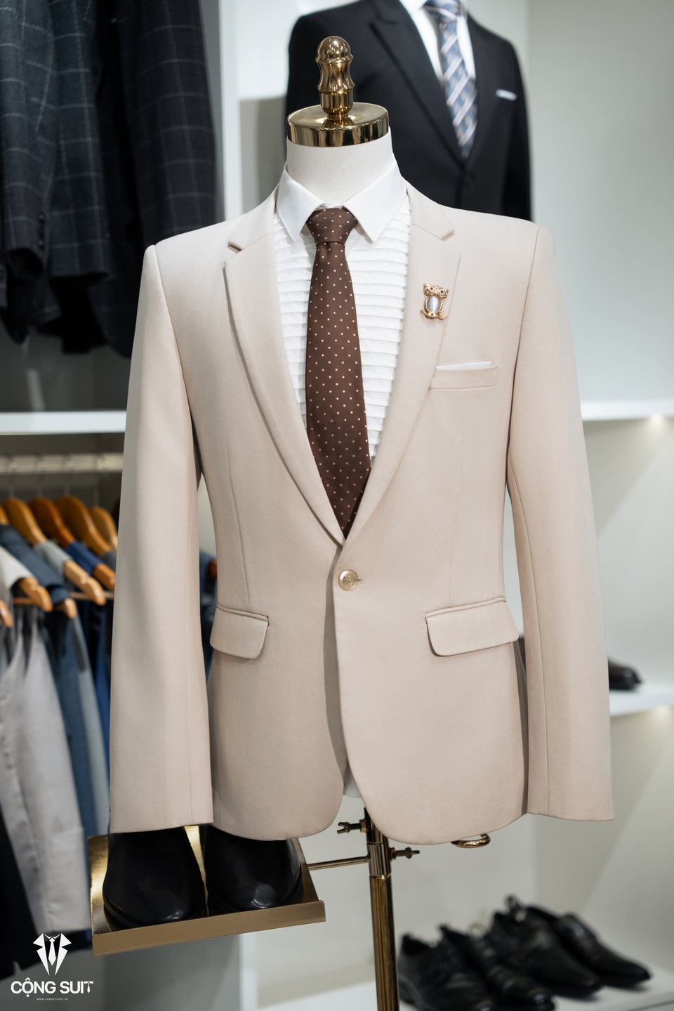Cho Thuê Suit Nam Ivory Latte – Suit Be Sáng Thanh Lịch, Chất Lượng(6)