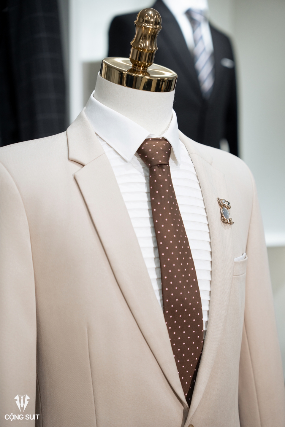 Cho Thuê Suit Nam Ivory Latte – Suit Be Sáng Thanh Lịch, Chất Lượng(3)