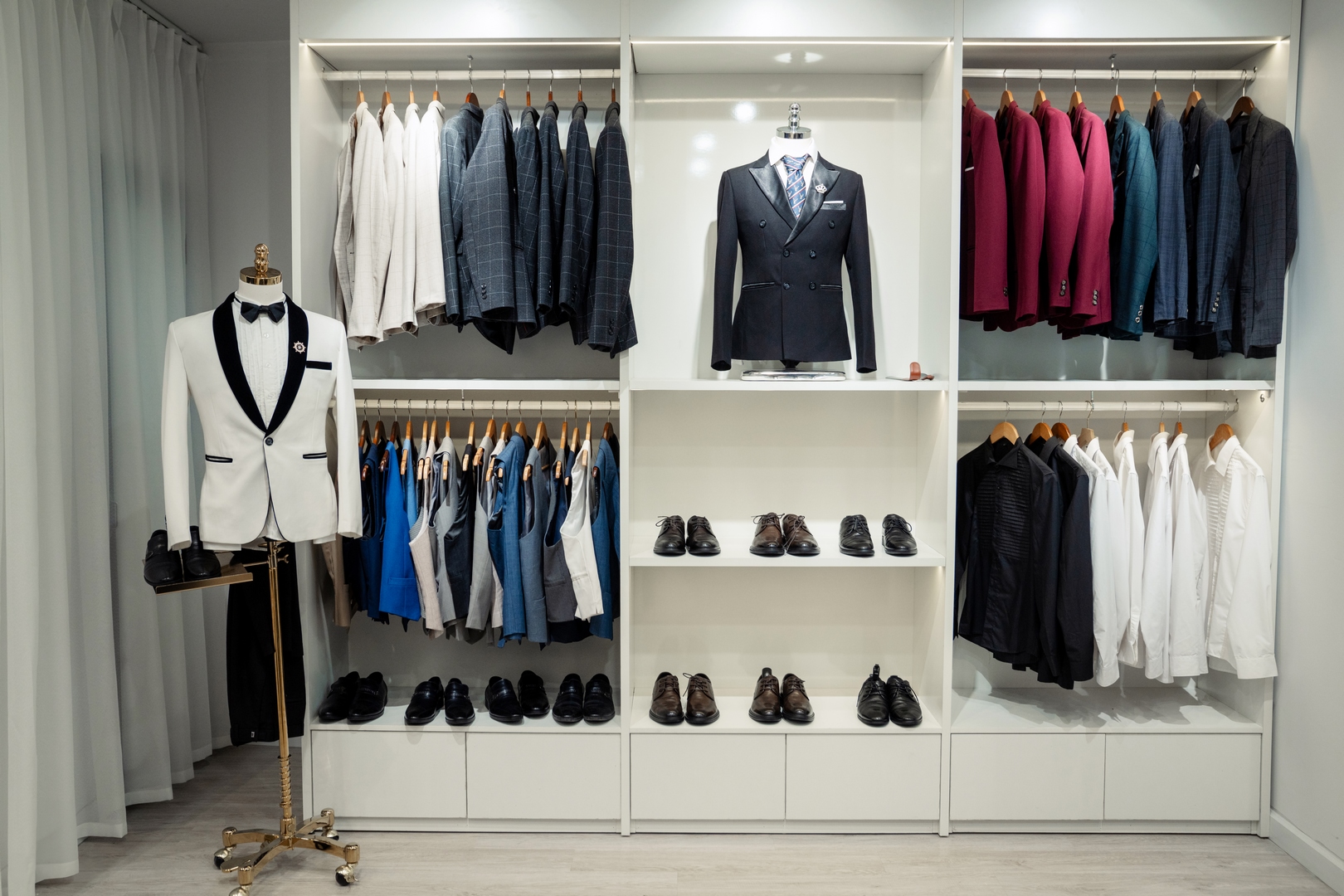 Thuê Vest Nam Chất Lượng Năm 2026 Tại Hà Nội (1)