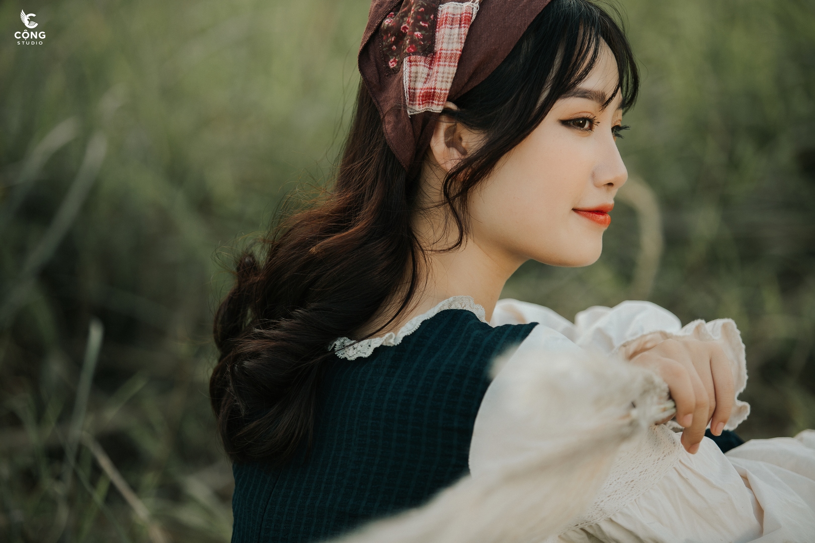 chụp ảnh kỷ yếu tại Lào Cai - concept lolita bãi đá (30)