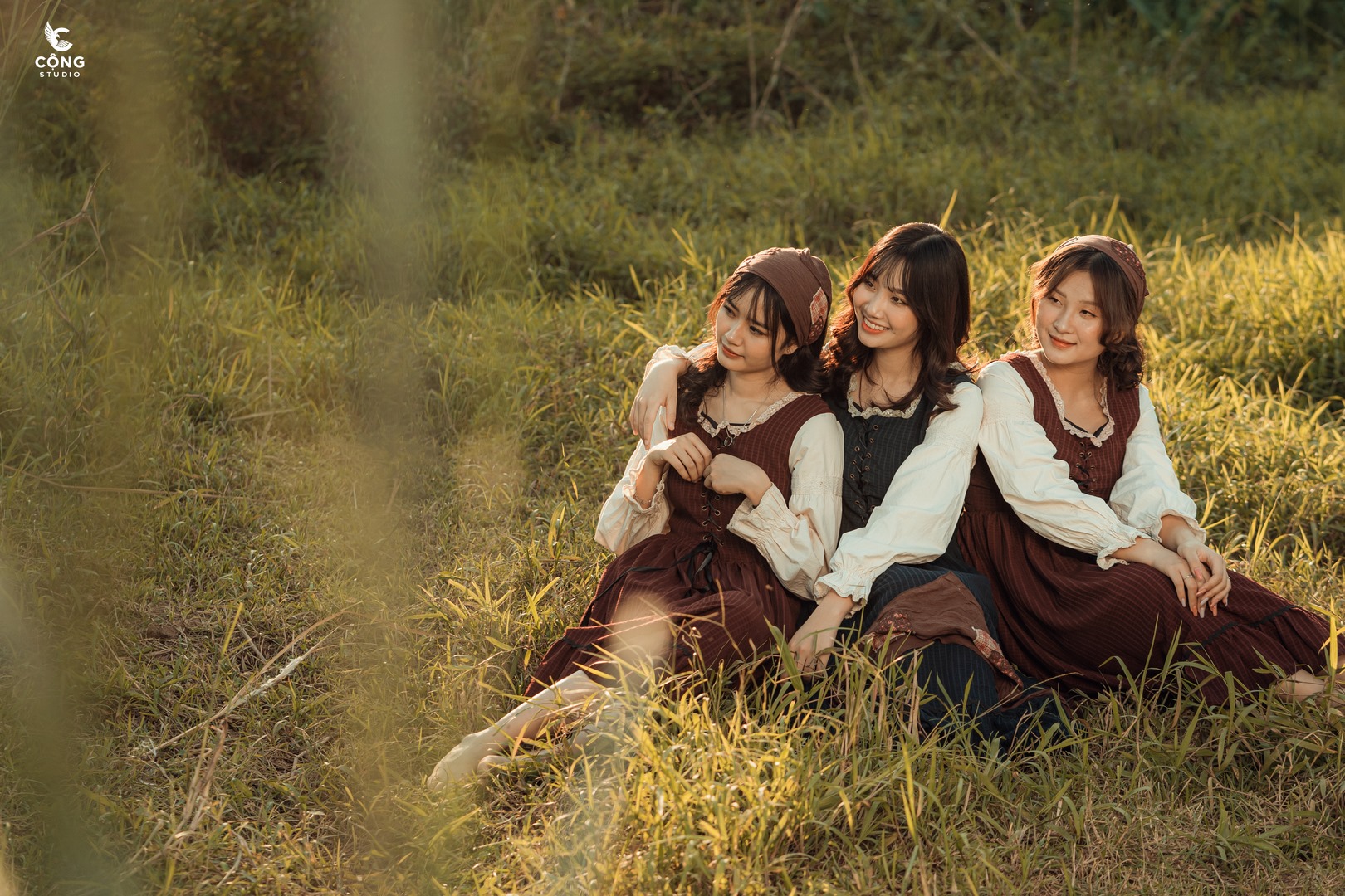 chụp ảnh kỷ yếu tại Lào Cai - concept lolita bãi đá (36)