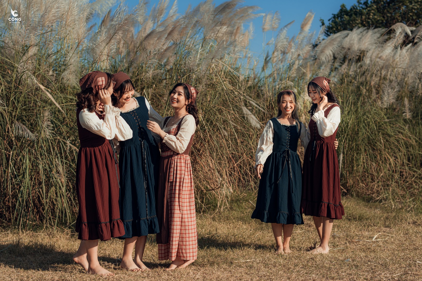 chụp ảnh kỷ yếu tại Lào Cai - concept lolita bãi đá (44)