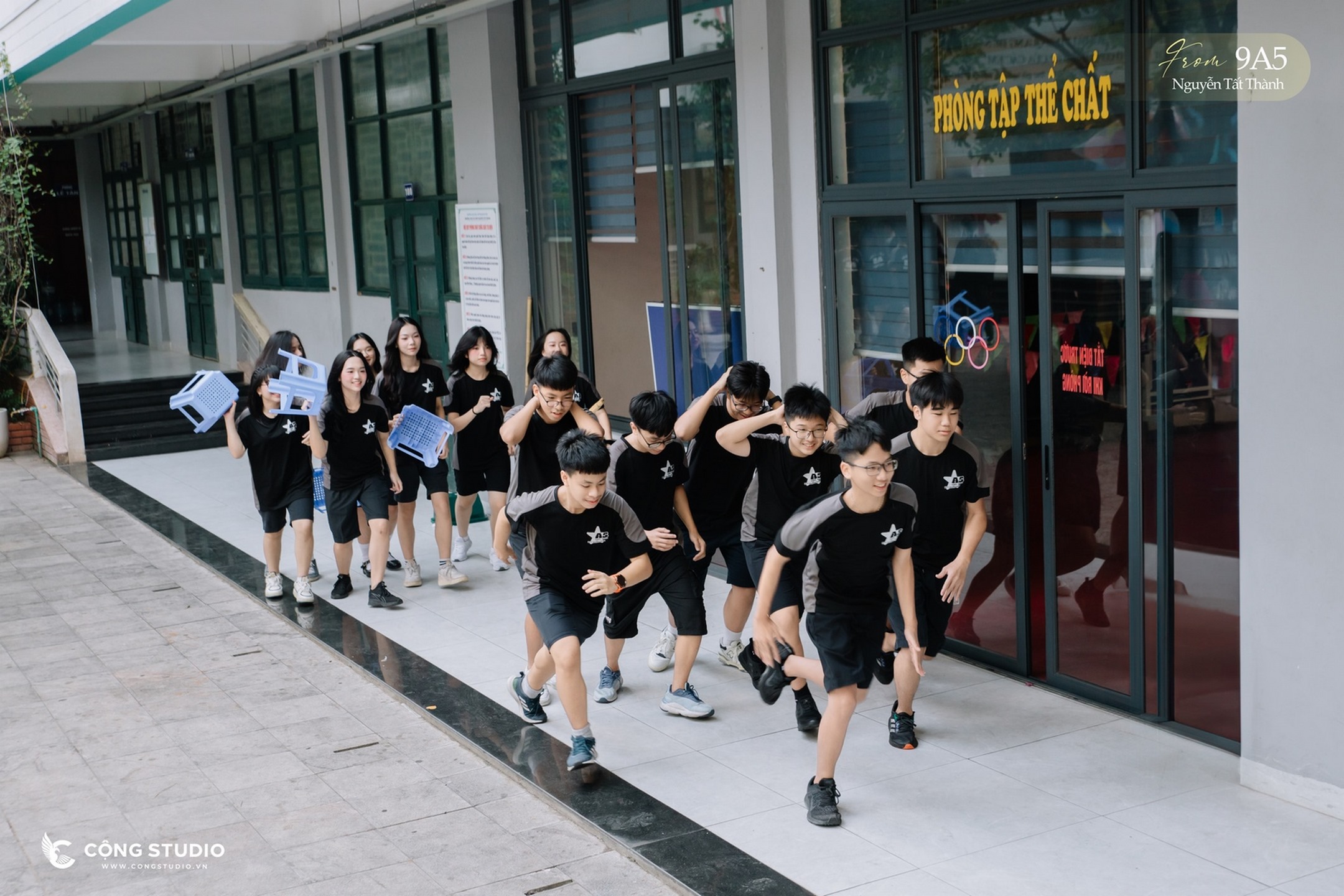 chụp ảnh kỷ yếu tại hưng yên đẹp, uy tín, chất lượng (Copy) (21)