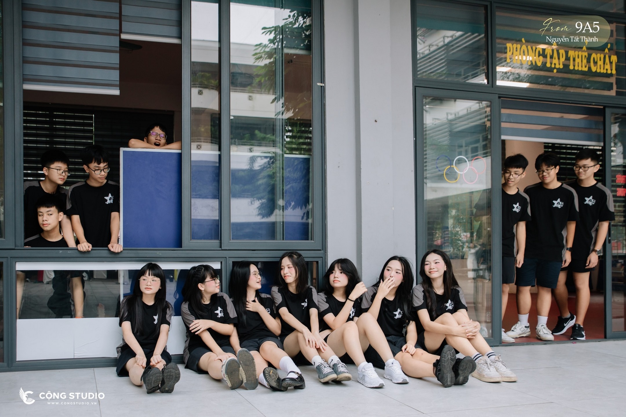 chụp ảnh kỷ yếu tại hưng yên đẹp, uy tín, chất lượng (Copy) (22)