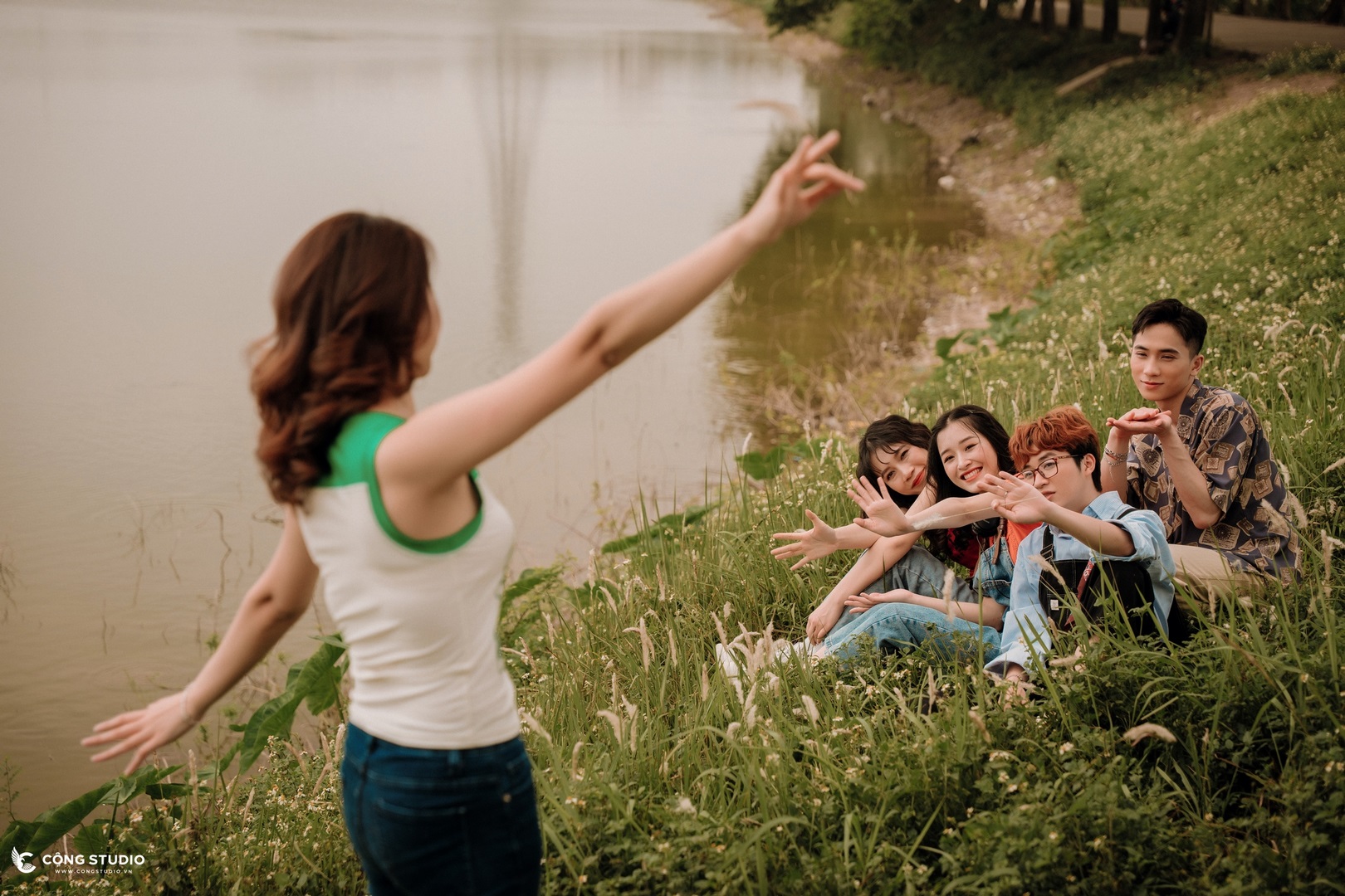 chụp ảnh kỷ yếu tại lào cai concept 90s đẹp, chuyên nghiệp (27)