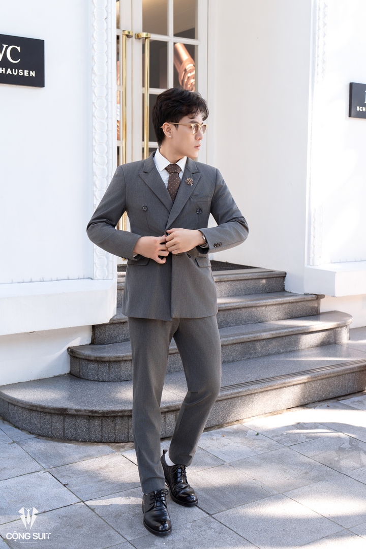 SUIT NAM SANG TRỌNG TẠI ĐỐNG ĐA 4