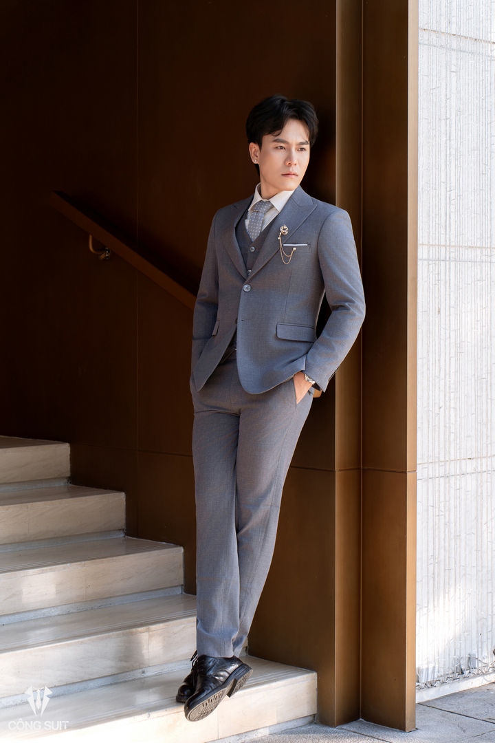 SUIT NAM SANG TRỌNG TẠI ĐỐNG ĐA 5
