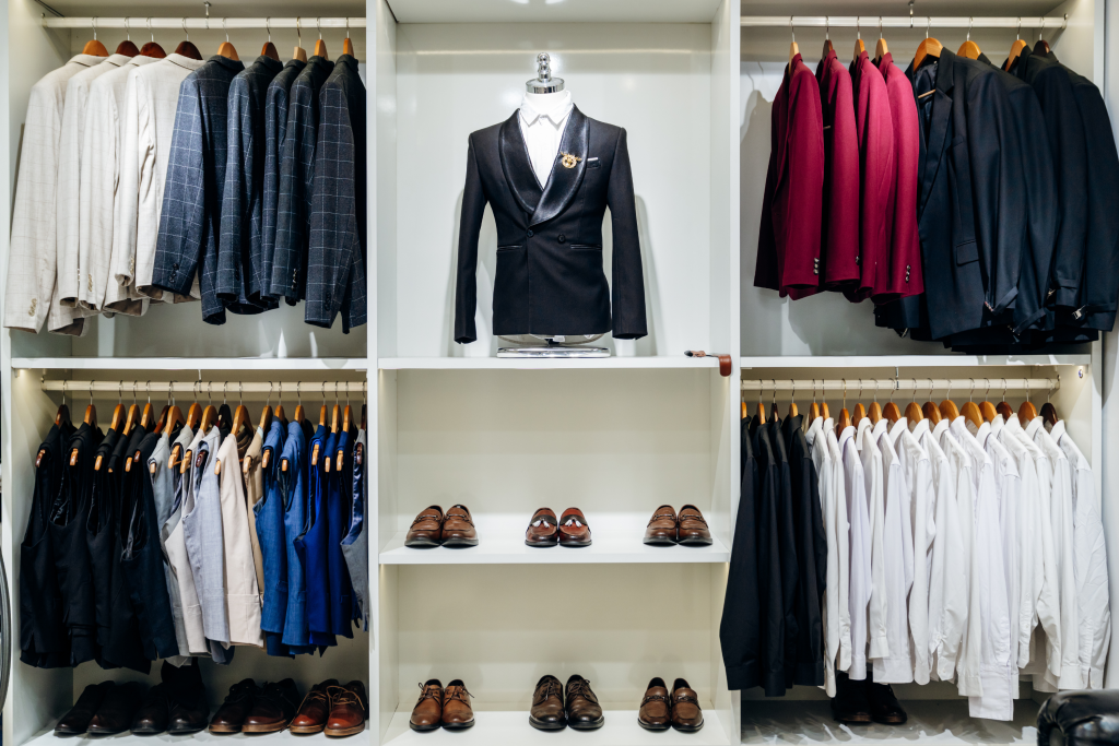 Thuê Vest Doanh Nhân tại TP.HCM: Khẳng Định Vị Thế & Phong Thái Chuyên Nghiệp