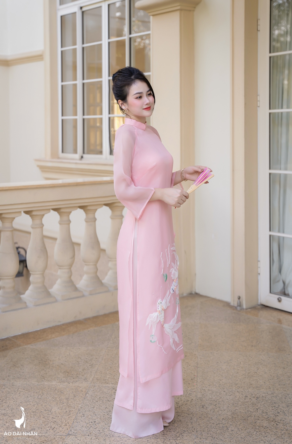 BỘ SƯU TẬP ÁNH DƯƠNG ÁO DÀI NHÂN SÀI GÒN (6)