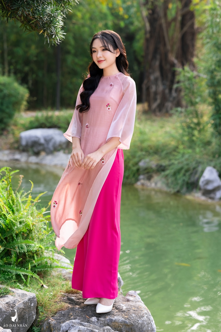 BỘ SƯU TẬP MỘC LAN ÁO DÀI NHÂN SÀI GÒN (12)