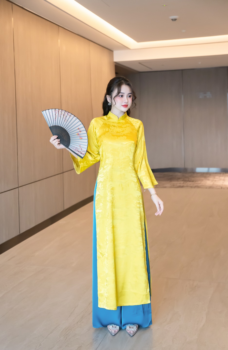 BỘ SƯU TẬP TƯỜNG VI ÁO DÀI NHÂN SÀI GÒN (11)