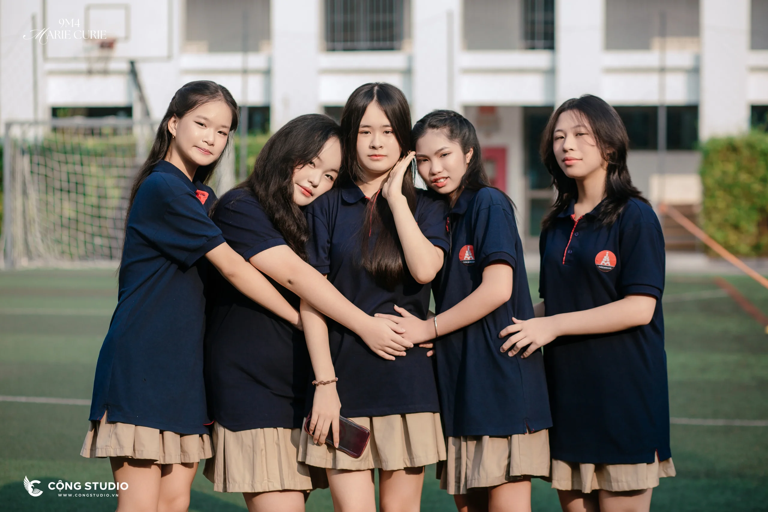 Bộ ảnh kỷ yếu đồng phục trường concept Thanh Xuân đẹp, ấn tượng (13)