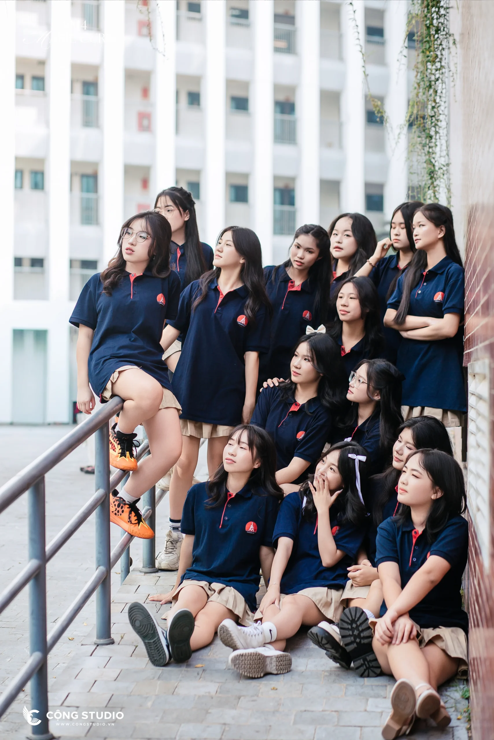 Bộ ảnh kỷ yếu đồng phục trường concept Thanh Xuân đẹp, ấn tượng (26)
