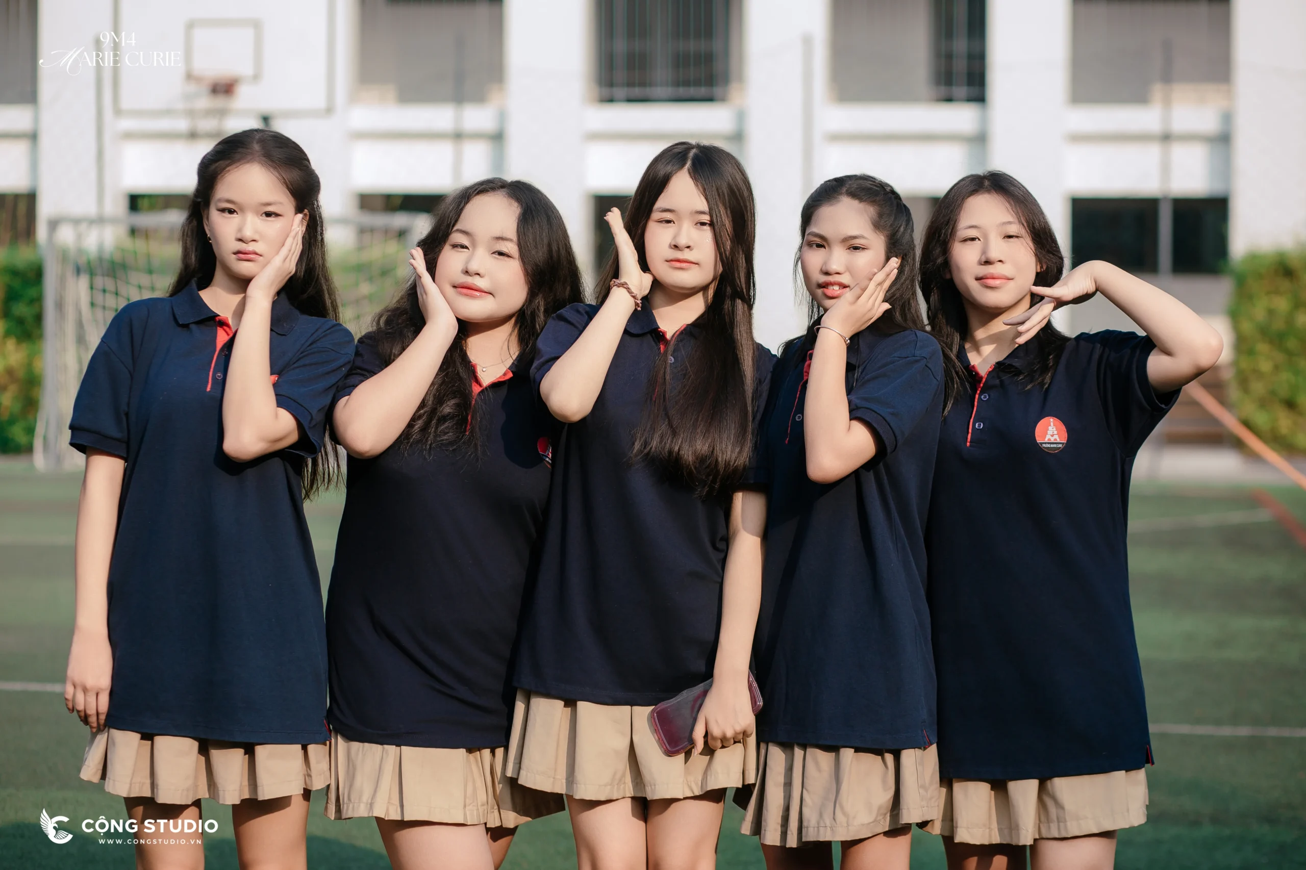 Bộ ảnh kỷ yếu đồng phục trường concept Thanh Xuân đẹp, ấn tượng (3)