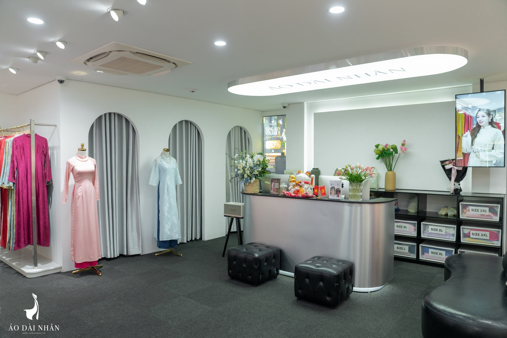 Dịch vụ thuê áo dài tại Áo dài Nhân thanh xuân chất lượng và uy tín 