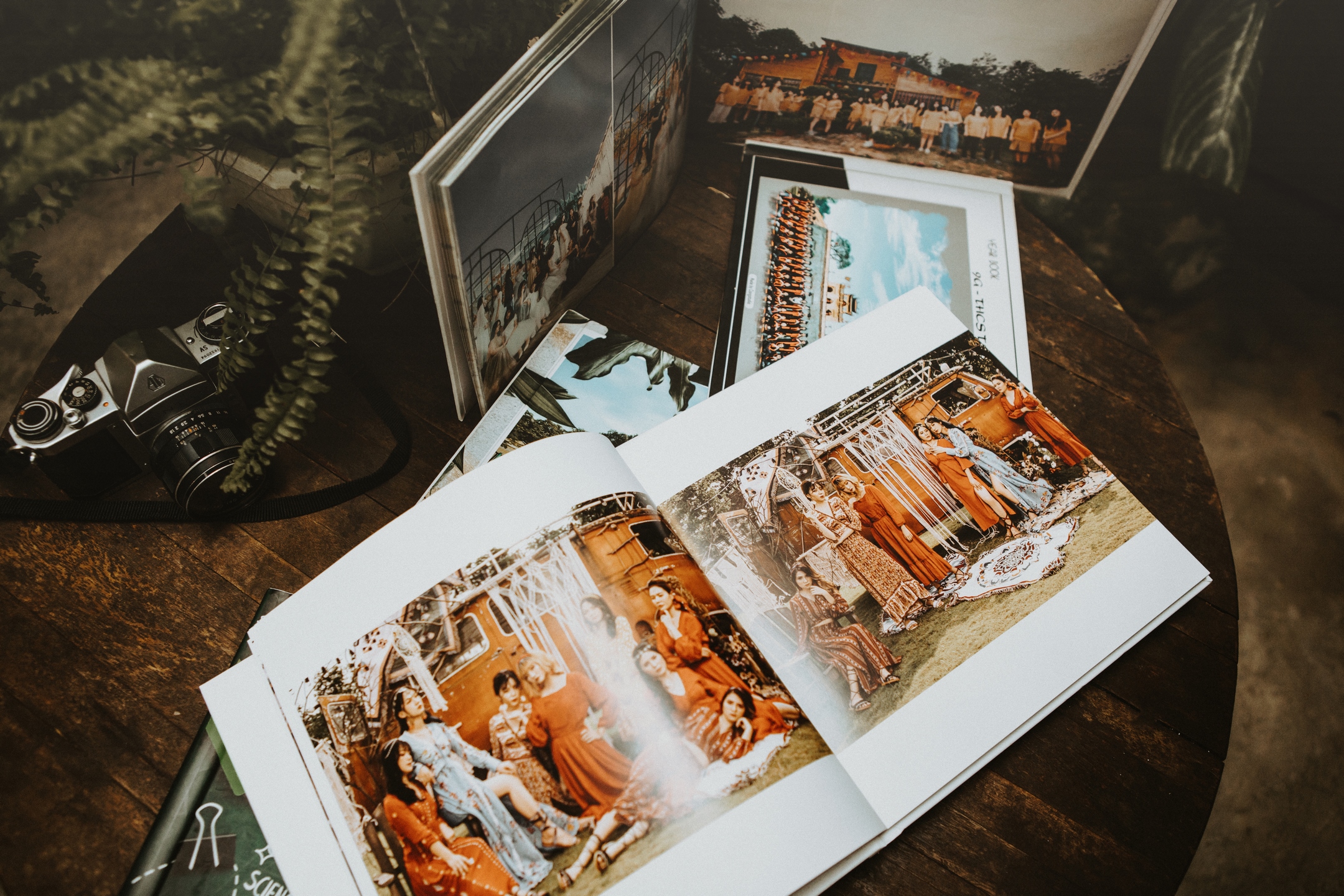 In Photobook Kỷ Yếu Ở Đâu Đẹp Kinh Nghiệm Chọn Chất Liệu, Kích Thước Và Công Nghệ! (1)