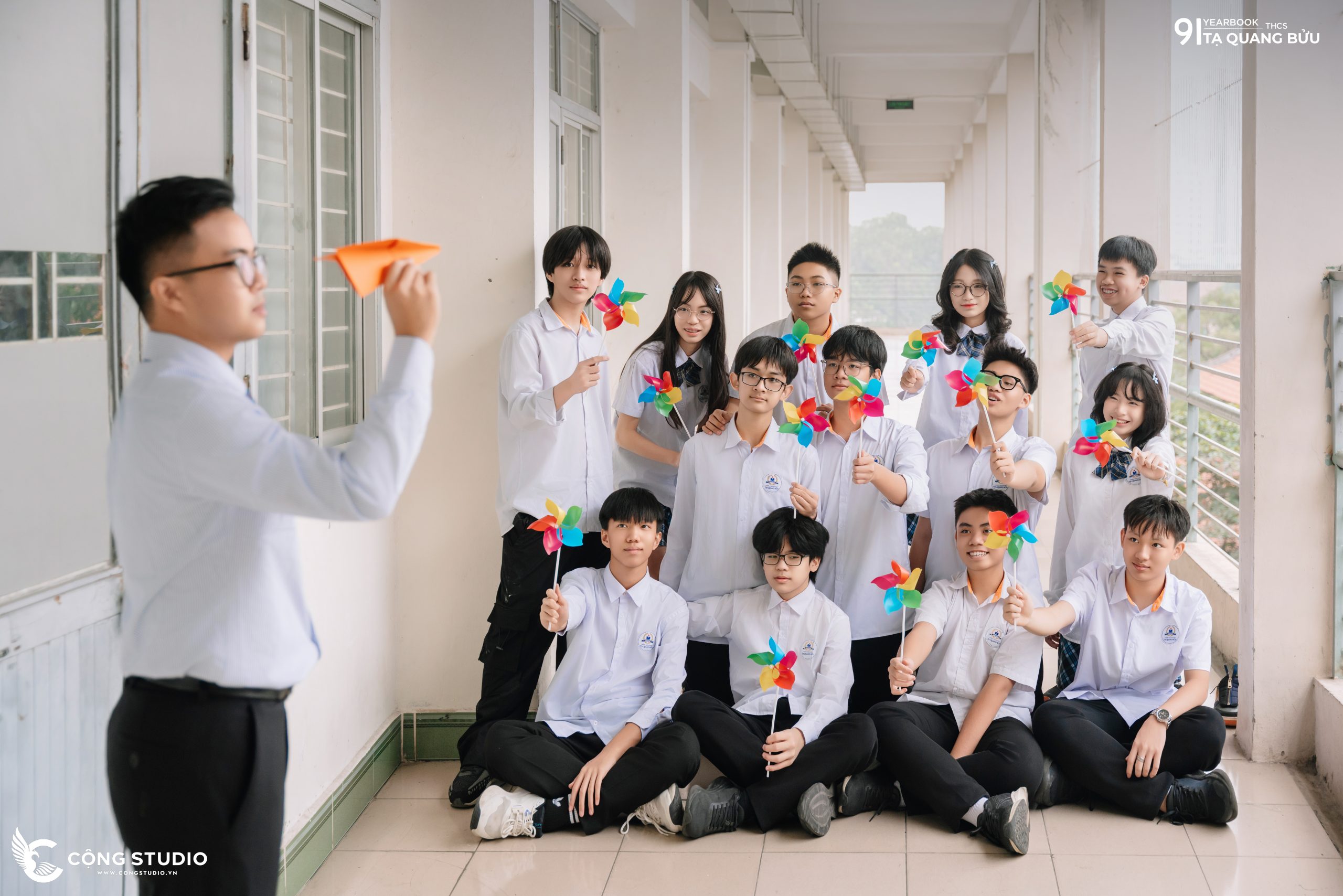 chụp ảnh kỷ yếu tại hồ tây 